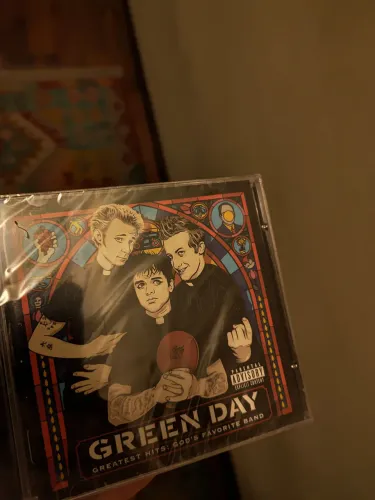 Cd green day - greatest hits : god's favorite band (lacrado)