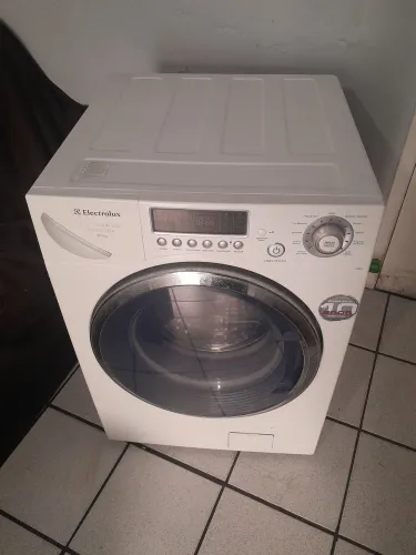 Lava e seca electrolux 09kg 