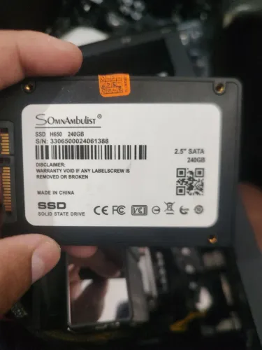 SSD 240 funcionando perfeitamente.