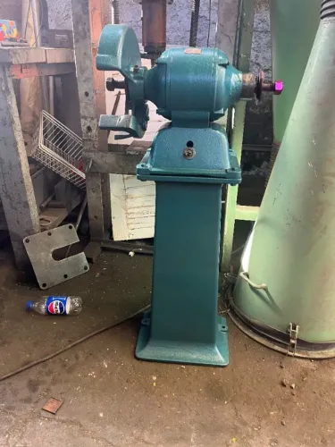 Esmeril ou MOTOESMERIL DE COLUNA INDUSTRIAL 2CV 220-38O VOLTS