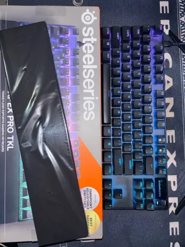 SteelSeries Apex Pro TKL 2023 - Semi Novo