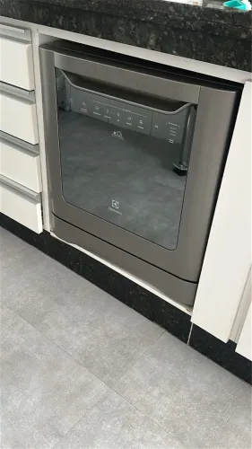 Máquina de lavar louça Electrolux 8 serviços