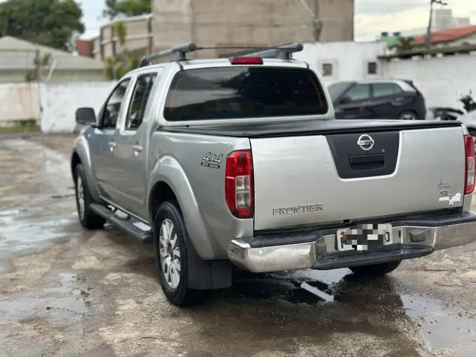 Nissan Frontier SL CD 4X4 2.5tb Diesel AUT 2016