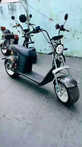 Moto elétrica3mil w na garantia usada poucas vezes 