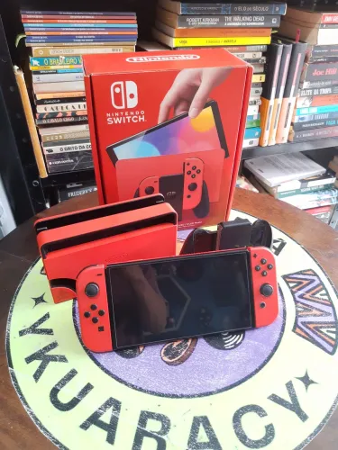 NINTENDO SWITCH OLED (MARIO RED)