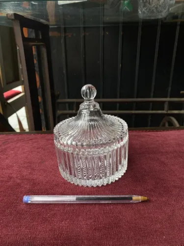 Pequeno baleiro em vidro (ref:206)