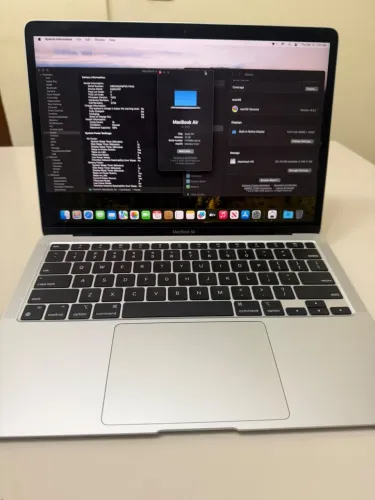 MacBook air M1 13 inch 16gb ram 256gb SSD 