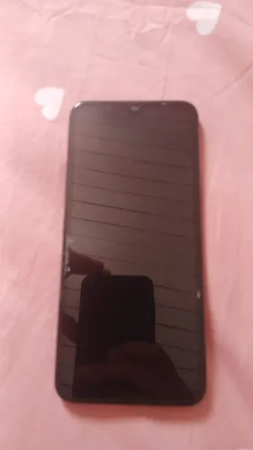 Aparelho de celular,não liga,com defeito.