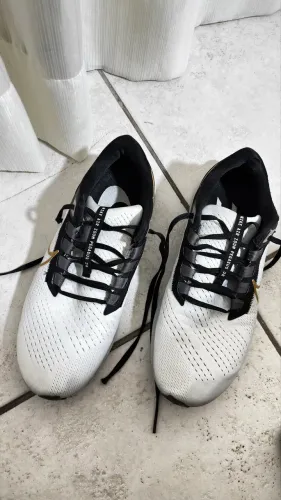 Nike Pegasus 38 - TAM 42