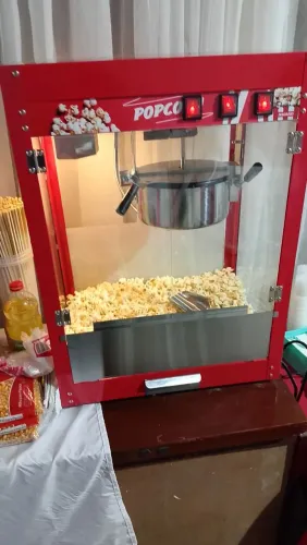 Locação de pipoqueira elétrica profissional