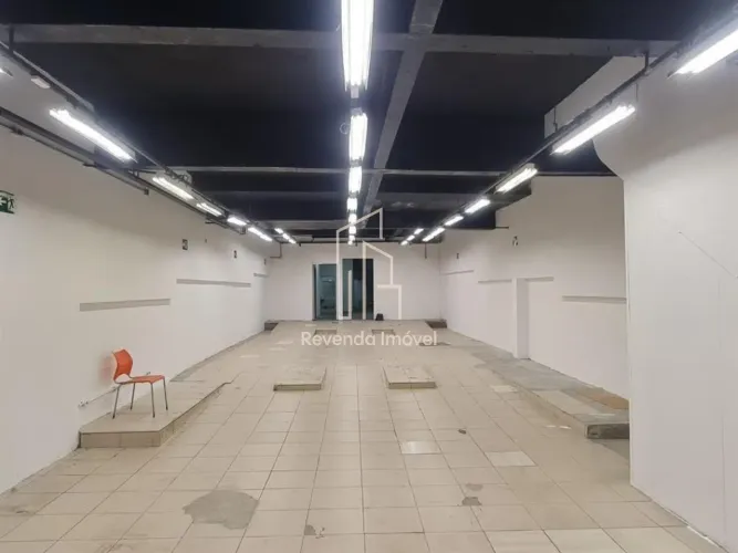 Galpão Comercial de Alto Padrão na Consolação: 2 Salas, 2 Banheiros, 264m² - Próximo ao Me