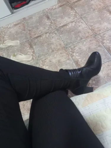 Bota feminina, número 36 Nova nunca foi usada, marca beira rio! 100$