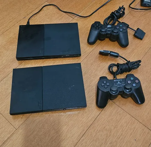 ?Kit 2 Consoles Ps2 Slim (Scph-90006 e Scph-90010) Para Conserto / Peças