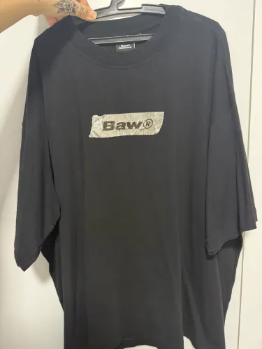 Blusa baw preta oversized com escrita prateada nova tamanho 3G