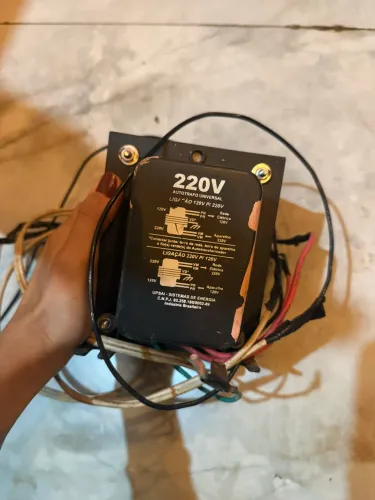 Autotransformador 5000VA cobre 110/220 V