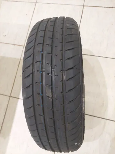 Pneu 185 65 R15 Novo