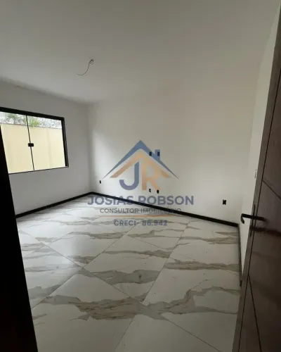 EXCELENTE CASA LINEAR para venda com 57 metros quadrados com 2 quartos