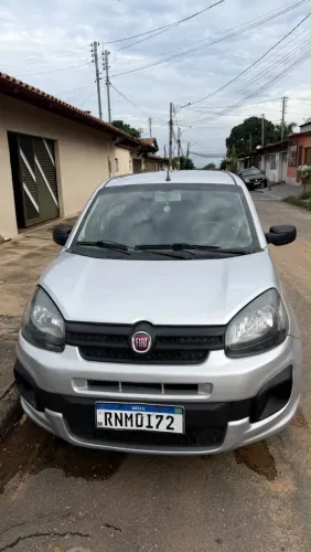Fiat Uno Attractive 1.0 EVO Fire Flex 8V 5P 2021