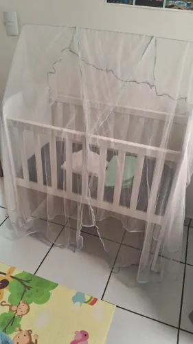 Berço + Colchão + 3 lençóis