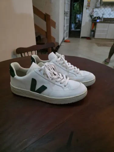 Tenis vert tamanho 40