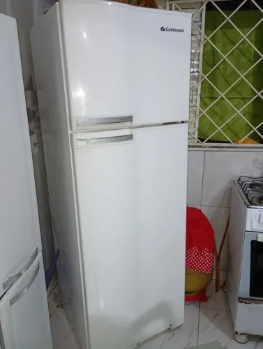 vendo geladeira ótimo estado fros free