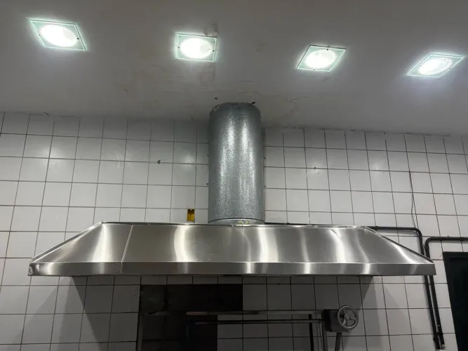 Coifa inox 2,50x0,80 com motor