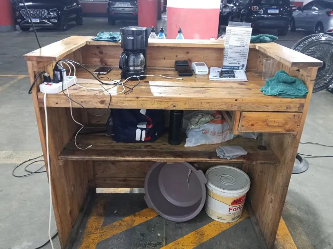 Vende-se um balcão