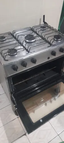 Fogão Atlas 5 bocas, tudo funcionando perfeitamente 