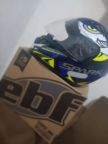 Capacete dragon semi novo