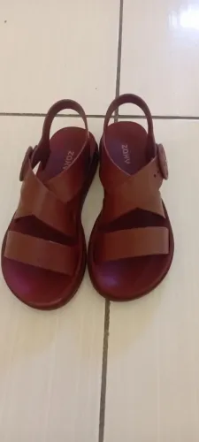 Sandália ZAXY 60 reais