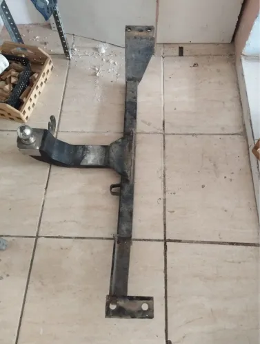 Reboque (peça para Corolla 2013)
