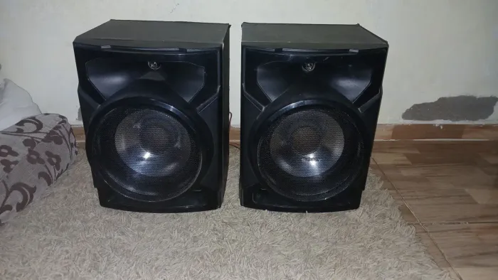 Caixas sony gtr555.