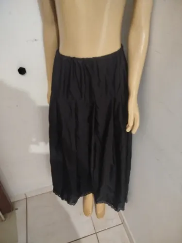 Saia preta de umbanda