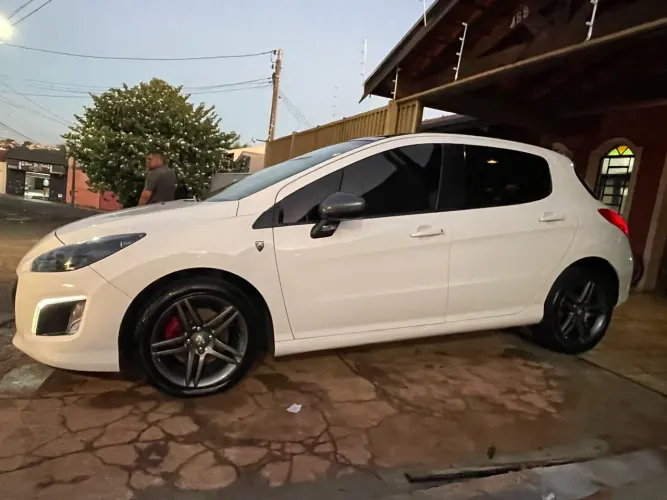 Peugeot 308 Feline/griffe 1.6 Turbo 16V 5P Aut. 2014