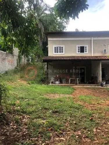 Casa Duplex Semi-acabada na Vila Progresso | Terreno de 600m², Perfeito para Investidor