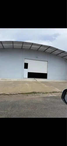 Alugo galpão 500m2 no pq Santa Rosa vizinho ao Conjunto Esperança 