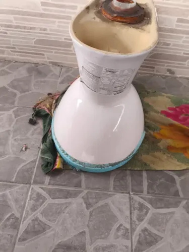 Vaso sanitário novo