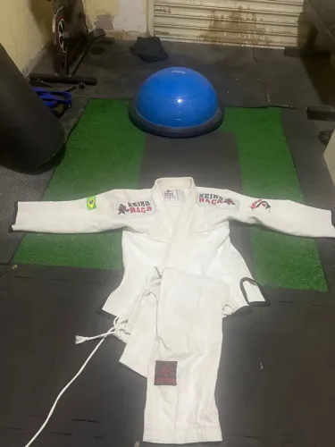 Kimono keiko raça semi novo 