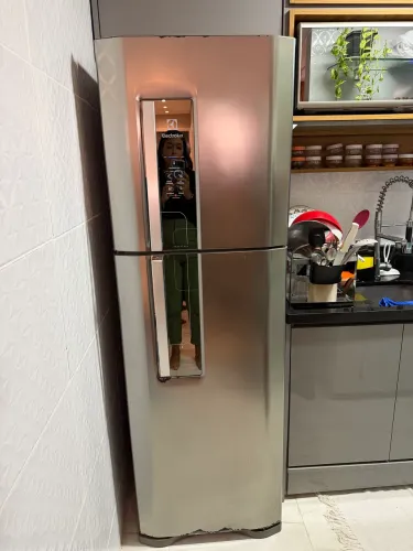 Geladeira Electrolux 400litros