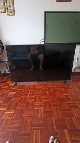 TV LG 60? 4K UHD Smart TV - Para Conserto ou Retirada de Peças