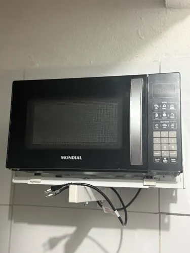 Micro-ondas Mondial 21L Preto MO-01-21