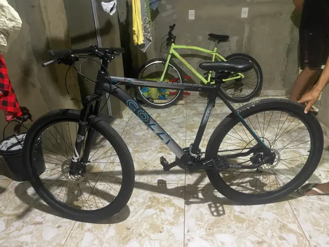 Vendo aro 29 seminova