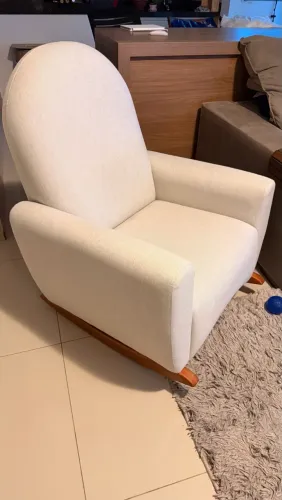 Poltrona Amamentando Balanço