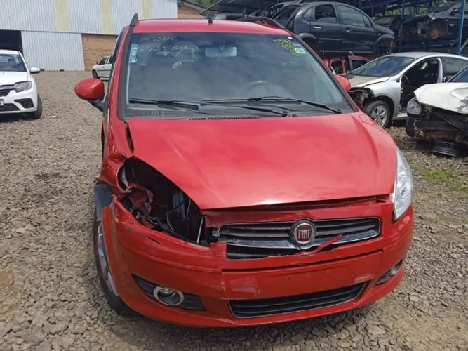 Sucata Fiat Ideia 1.4 para retirada de peças