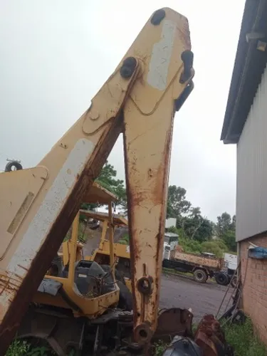 Lança e braço retro New Holland lb 90