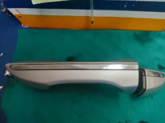 maçaneta traseira corolla 18 