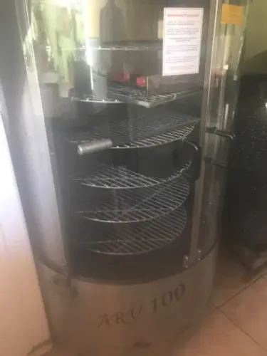 assadeira de frango e carnes