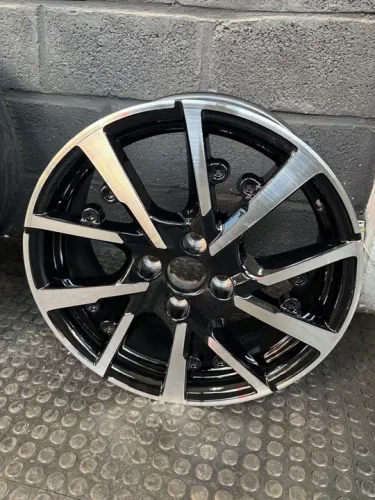 Roda Avulsa de liga leve Peugeot 208 aro 17