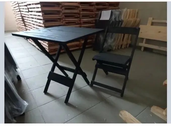 Mesa dobrável de bar 
