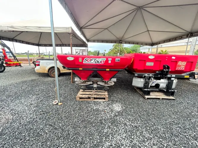 Semeadeira Adubadeira Soft Duo 1300